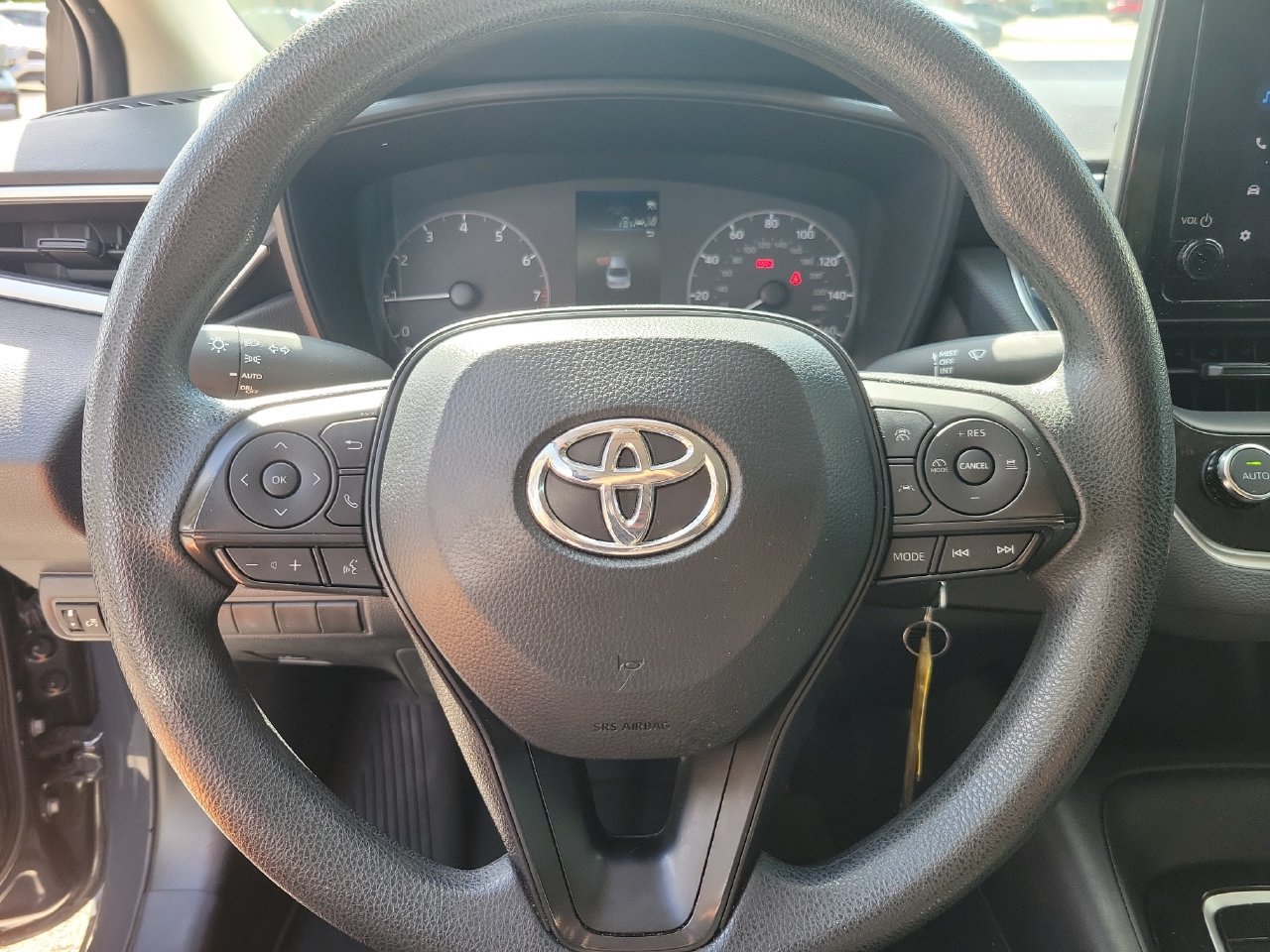 Used 2024 Toyota Corolla LE FWD image 18