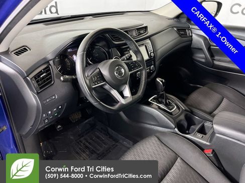 Used 2020 Nissan Rogue SV AWD/4WD image 3