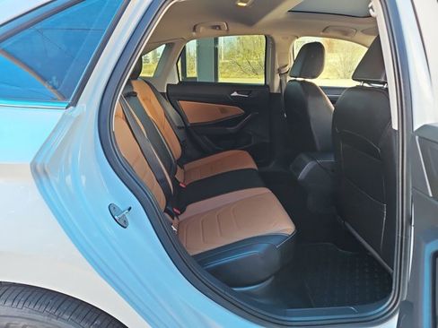 Used 2022 Volkswagen Jetta SEL image 20