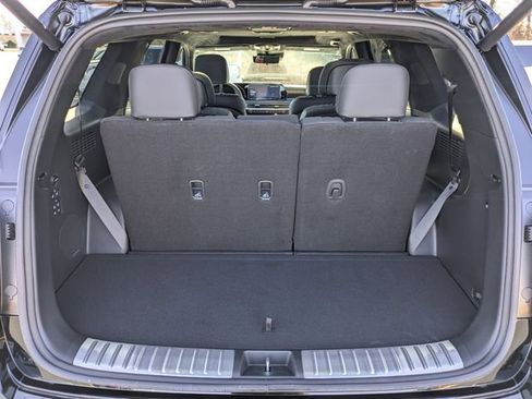 Used 2025 Hyundai Palisade Calligraphy image 13