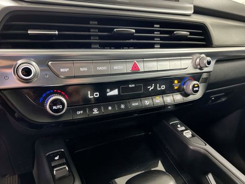 Used 2022 Kia Telluride S AWD/4WD image 16