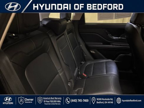 Used 2023 Lincoln Corsair AWD image 27