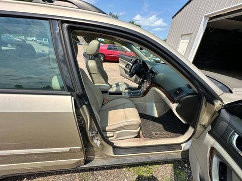 Used 2008 Subaru Outback 2.5i Limited AWD/4WD image 29