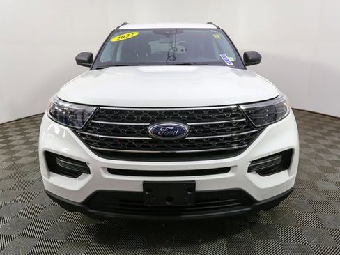 Used 2022 Ford Explorer XLT image 4