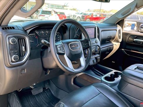 Used 2020 GMC Sierra 1500 SLT image 17