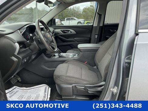 Used 2019 Chevrolet Traverse LS image 11