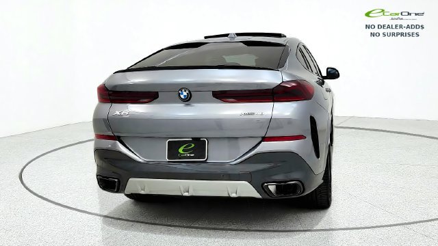 Used 2026 BMW X6 xDrive40i w/ Premium Package AWD/4WD image 7