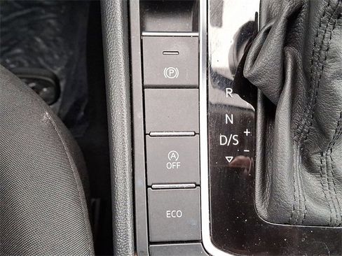 Used 2019 Volkswagen Jetta S w/ Driver Assistance Package image 24