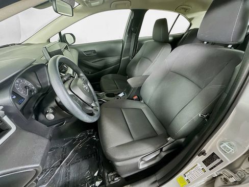 Used 2024 Toyota Corolla LE FWD image 27