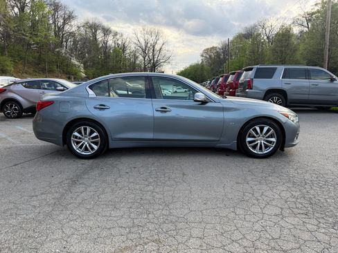 Used 2015 INFINITI Q50 Premium w/ Navigation Package image 4