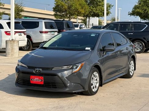 Used 2024 Toyota Corolla LE FWD image 9