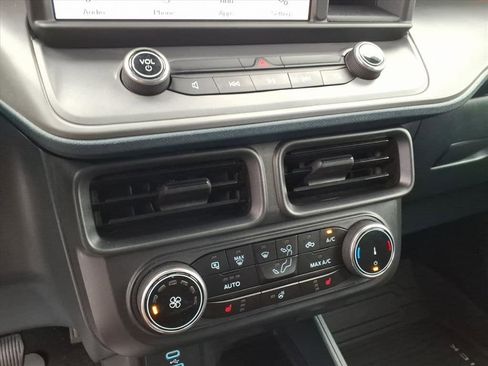 Certified 2024 Ford Maverick XLT w/ XLT Luxury Package image 21