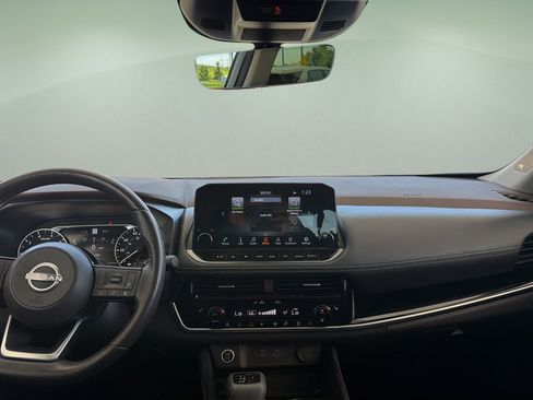 Certified 2023 Nissan Rogue SL w/ SL Premium Package FWD image 7
