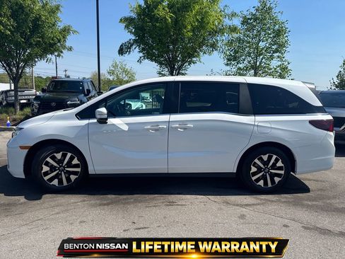 Used 2025 Honda Odyssey EX-L image 5
