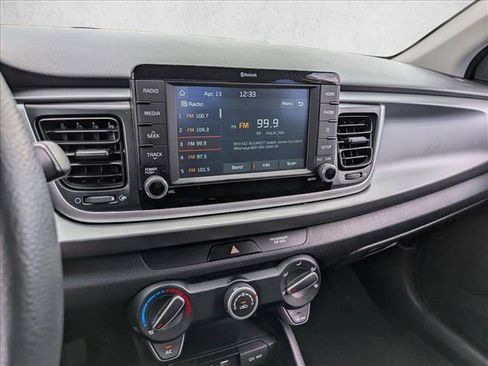 Used 2019 Kia Rio S FWD image 11