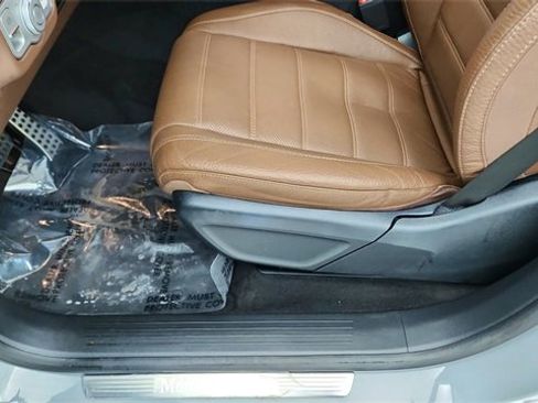 Used 2025 Mercedes-Benz GLS 450 4MATIC image 38