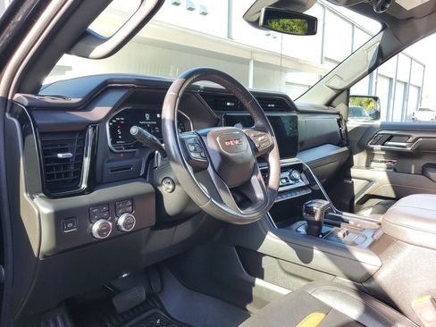 Used 2023 GMC Sierra 1500 AT4 w/ AT4 Premium Package AWD/4WD image 20