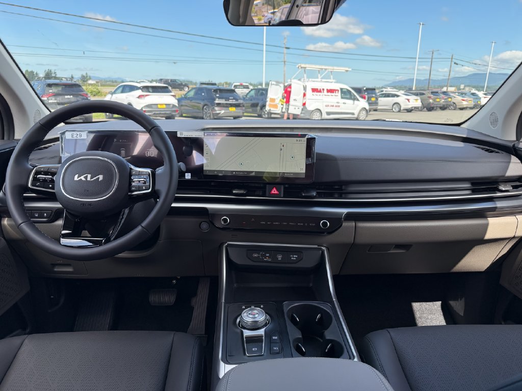 New 2026 Kia Carnival LXS FWD image 20