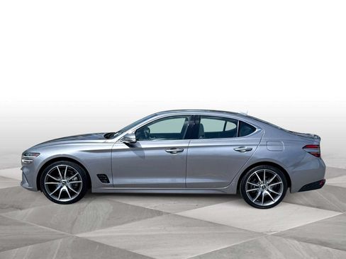Used 2023 Genesis G70 2.0T RWD image 5