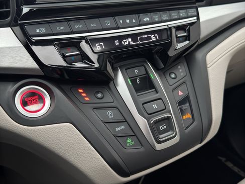 Used 2025 Honda Odyssey EX-L image 27