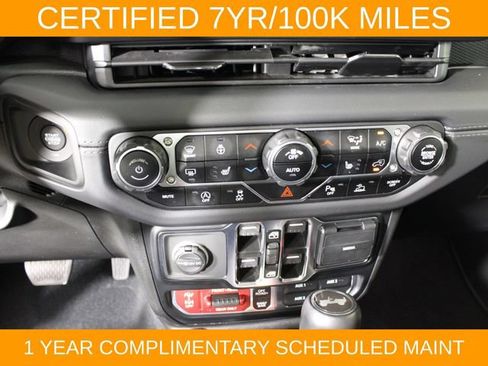 Used 2024 Jeep Wrangler Unlimited Rubicon w/ Technology Group AWD/4WD image 25