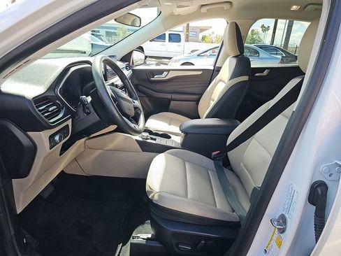 Used 2021 Ford Escape SEL w/ Technology Package image 5