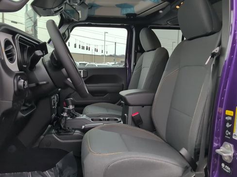 New 2026 Jeep Gladiator Sport image 16