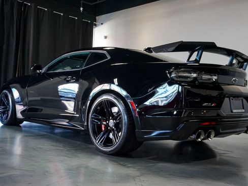 Used 2023 Chevrolet Camaro ZL1 image 34