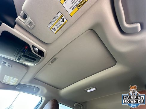 Used 2025 Subaru Outback Touring image 31