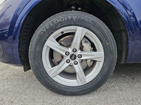 Used 2022 Audi Q5 2.0T Premium w/ Convenience Package image 8