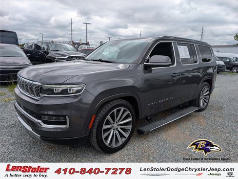 Used 2022 Jeep Grand Wagoneer Series II w/ Convenience Group III AWD/4WD image 1
