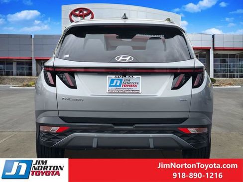 Used 2024 Hyundai Tucson Limited image 6