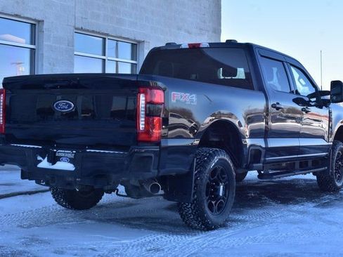 Used 2024 Ford F350 XLT w/ XLT Premium Package image 11