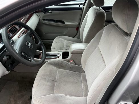 Used 2007 Chevrolet Impala LT image 12