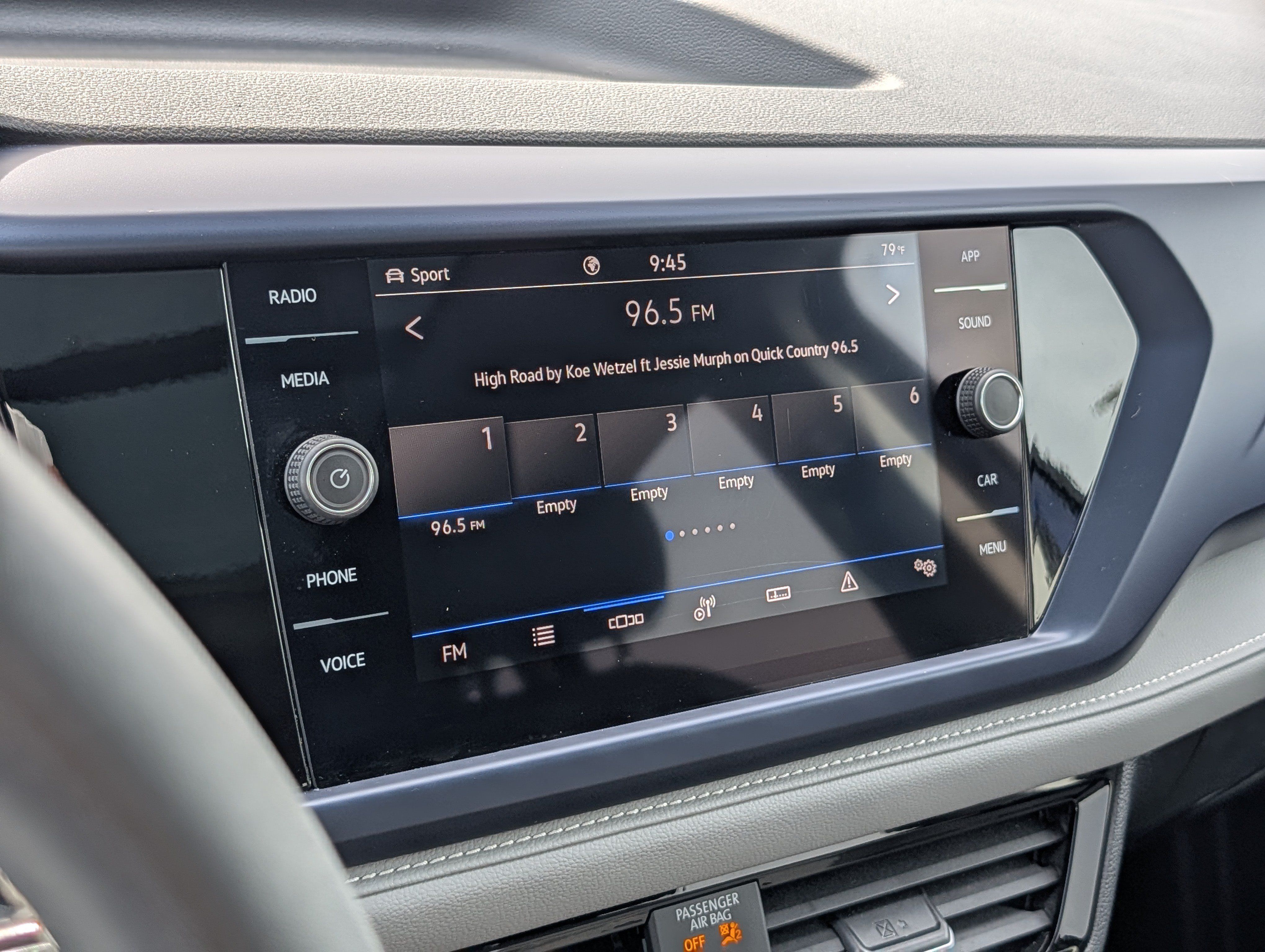 Certified 2024 Volkswagen Taos SE AWD/4WD image 29