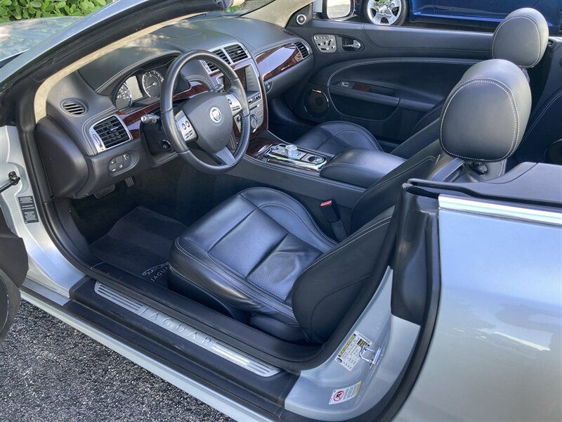 Used 2010 Jaguar XK Convertible RWD image 14
