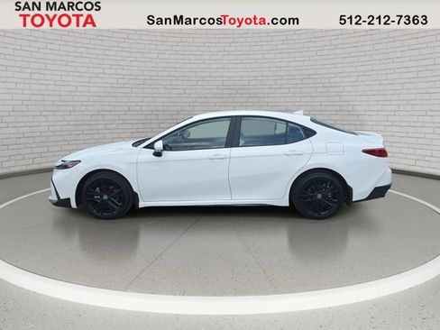 New 2026 Toyota Camry SE image 8