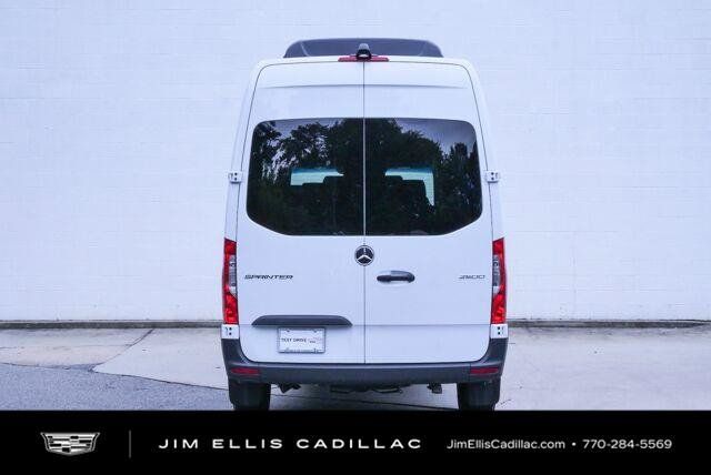 Used 2025 Mercedes-Benz Sprinter 2500 image 3