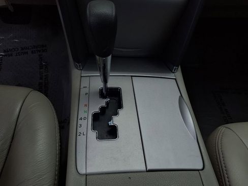 Used 2009 Toyota Camry LE image 10