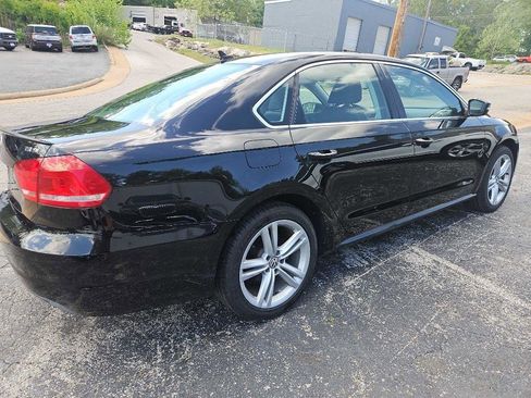 Used 2014 Volkswagen Passat 1.8T SE FWD image 6