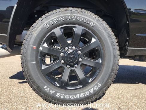 New 2025 RAM 2500 Laramie image 9