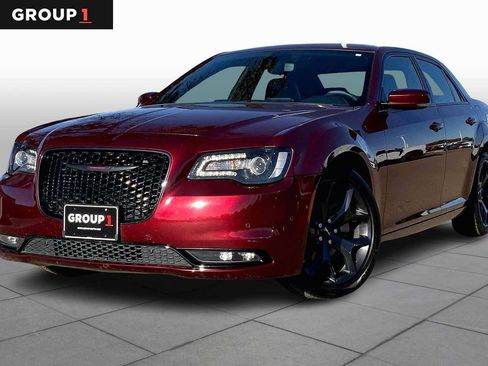 Used 2023 Chrysler 300 S image 1