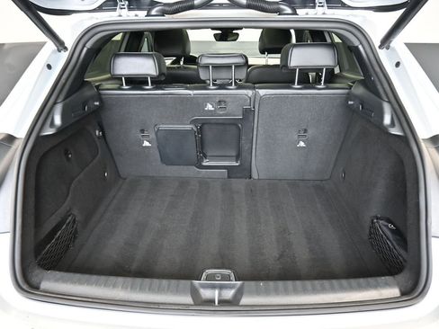 Used 2019 Mercedes-Benz GLA 250 4MATIC image 52