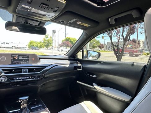 Used 2019 Lexus UX 200 w/ Accessory Package 2 FWD image 31