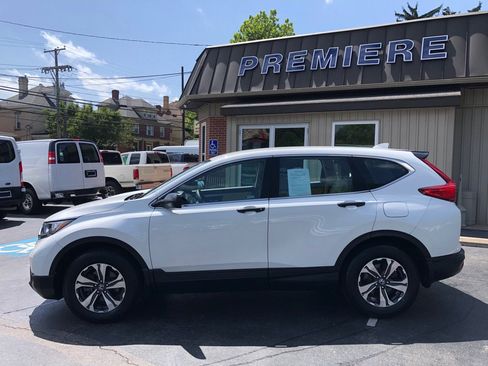 Used 2019 Honda CR-V LX image 3