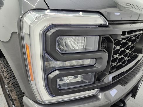 Used 2023 Ford F250 XLT w/ XLT Premium Package image 25