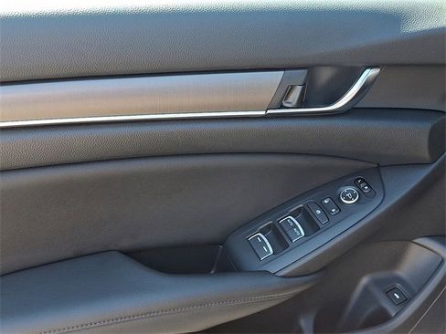 Certified 2020 Honda Accord LX image 12