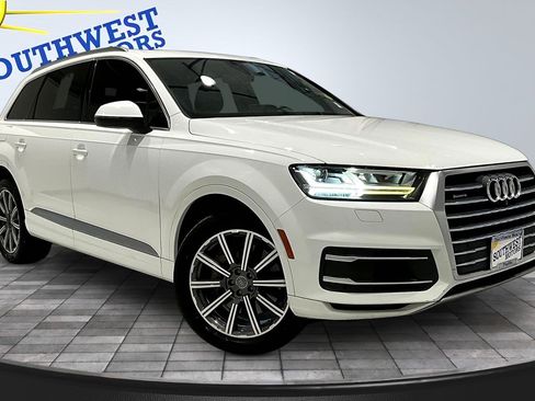 Used 2018 Audi Q7 3.0T Premium Plus w/ Premium Plus Package AWD/4WD image 3