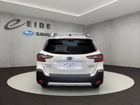 Used 2024 Subaru Outback Touring AWD/4WD image 13
