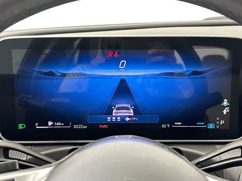 Used 2025 Mercedes-Benz C 300 Sedan image 13